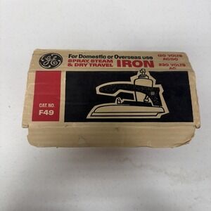 1960s GE Travel Iron w/attachable Mini Spray Bottle F49